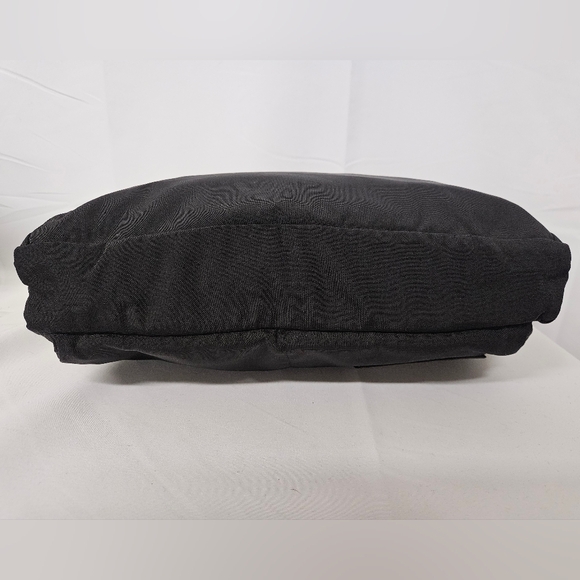 Gucci Crossbody Messenger Bag In Black Nylon And Leather With Silver Accents - Picture 8 of 15